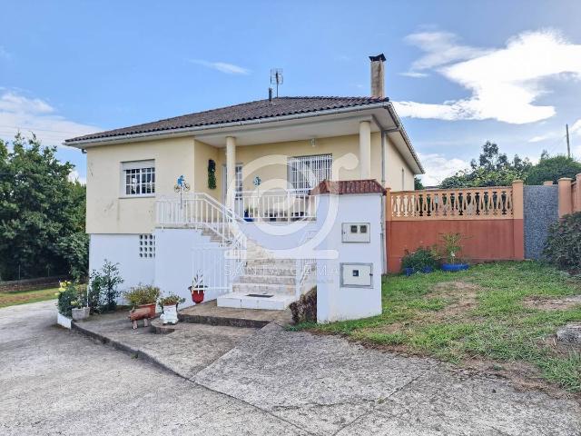 Chalet en venta en Conduzo, Culleredo