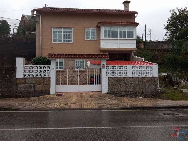 Chalet en venta en Pontevedra, Deza
