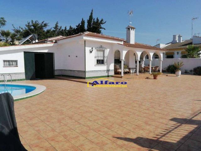 Chalet en venta en El Condado, Andalucía