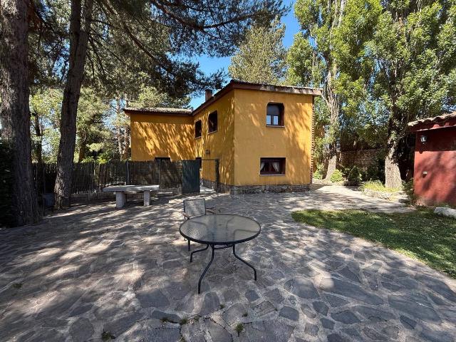 Villa en venta en Cepeda La Mora