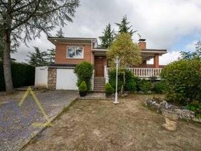 Chalet en venta en El Boalo, Madrid