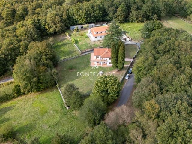 Chalet en venta en Cerdedo Cotobade, Pontevedra