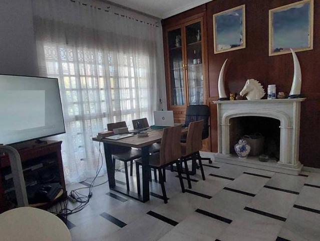 Chalet en venta en Distrito de Quinto, Dos Hermanas