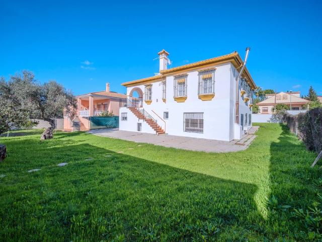 Chalet en venta en Distrito de Quinto, Dos Hermanas