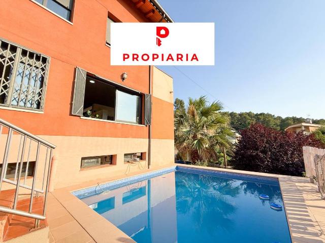 Chalet en venta en Cervelló