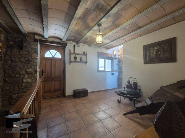 Chalet en venta en Cervera, Segarra