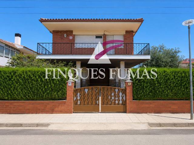 Chalet en venta en Cervera, Segarra