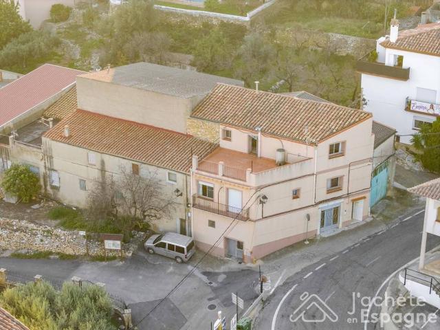 Villa en venta en Cervera Del Maestre
