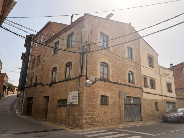 Chalet en venta en Cervià de les Garrigues, Lleida