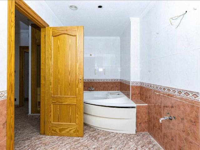 Villa en venta en Ceutí