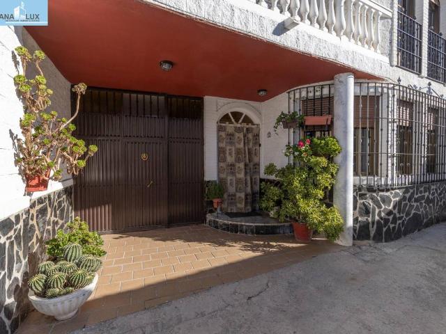 Chalet en venta en Comarca de la Vega de Granada, Andalucía