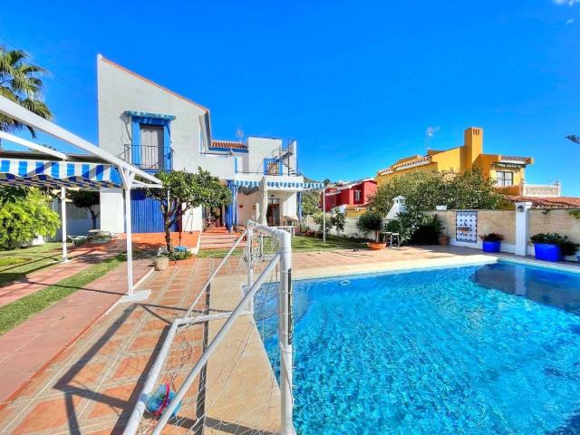 Chalet en venta en Capuchinos, La Axarquía