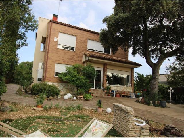 Villa en venta en Chiloeches, El Mapa