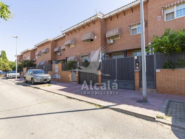 Chalet en venta en Distrito I, Alcalá De Henares