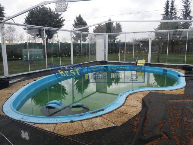 Chalet en venta en Chozas De Abajo, Castilla y León