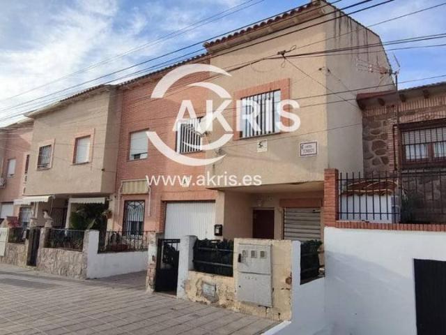 Chalet en venta en Chozas De Canales, Castilla-La Mancha