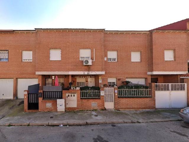 Chalet en venta en Chozas De Canales, Toledo