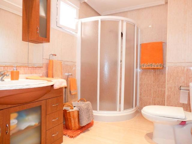 Villa en venta en Chozas De Canales