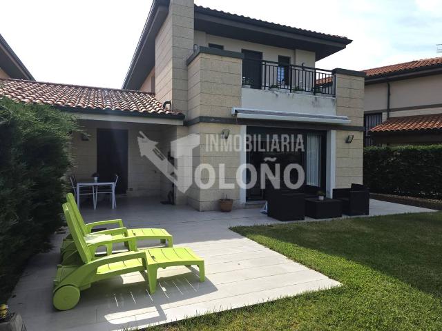 Chalet en venta en Cirueña, La Rioja