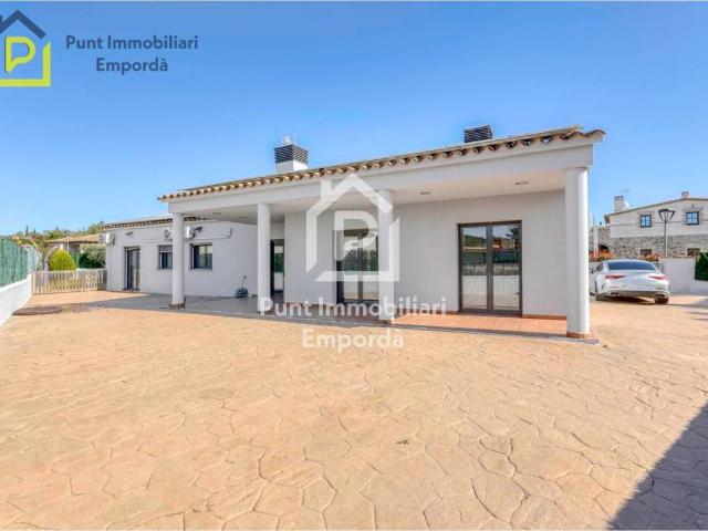 Chalet en venta en Alt Empordà, Catalunya