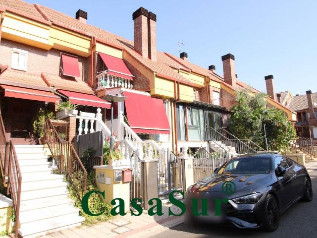 Chalet en venta en Cistérniga, Valladolid