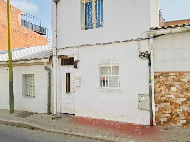 Chalet en venta en Coslada, Madrid