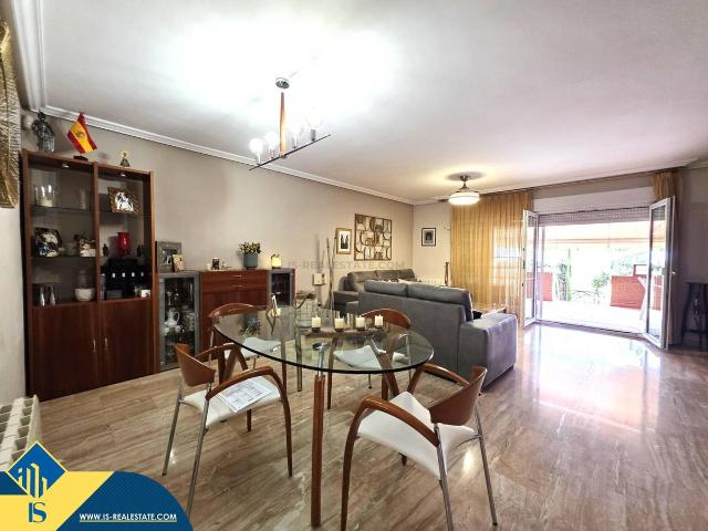 Chalet en venta en Casco Antiguo - Santa Cruz - Ayuntamiento, l'Alacantí