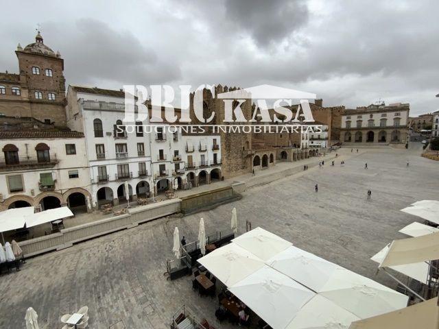 Villa en venta en Cáceres, Plaza Mayor