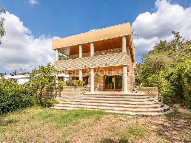 Villa en venta en Esplugues De Llobregat, el Centre