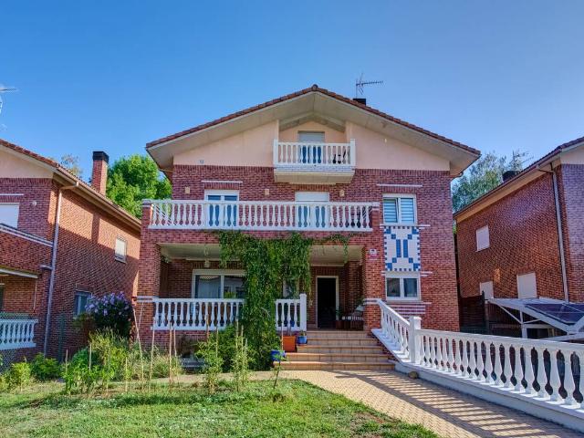 Chalet en venta en Iruñerria, Navarra