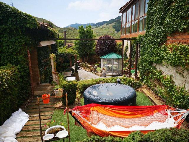 Chalet en venta en Clavijo, La Rioja