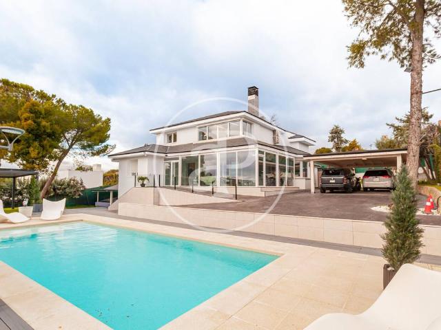 Chalet en venta en Rozas De Puerto Real, Madrid