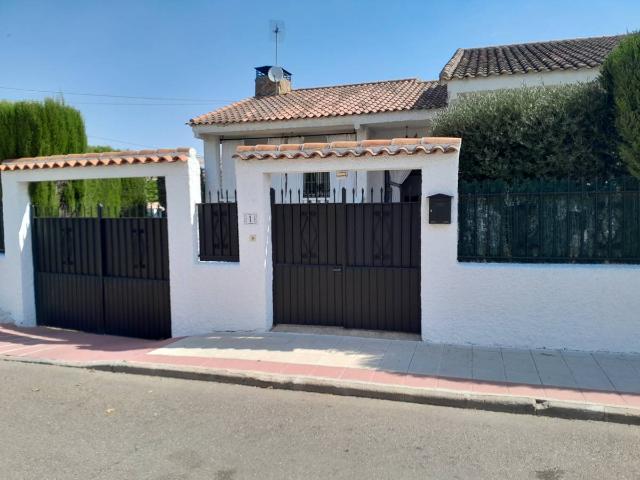 Chalet en venta en Cobisa, Castilla-La Mancha