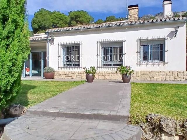 Chalet en venta en Cocentaina