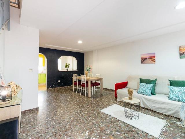 Villa en venta en Cogollos De La Vega
