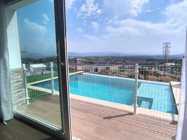 Chalet en venta en Coín, Málaga