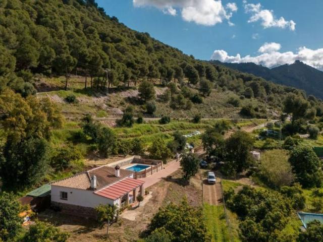 Villa en venta en Coín, Urbanización Los Alijares