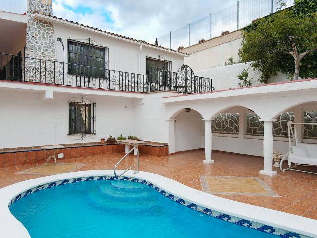 Chalet en venta en Coín, Málaga
