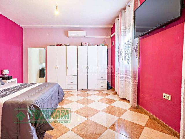 Villa en venta en Coín, Urbanización Los Alijares