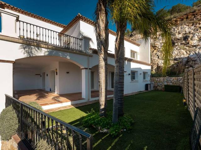 Chalet en venta en Miravalle Los Montecillos, Coín