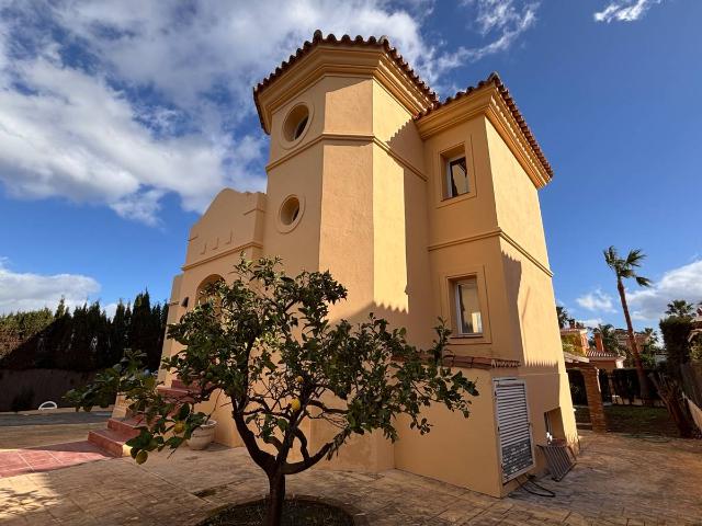 Chalet en venta en Miravalle Los Montecillos, Valle del Guadalhorce