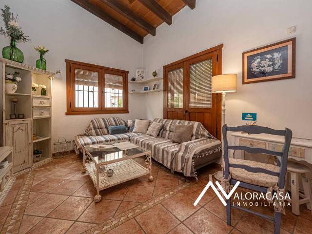 Villa en venta en Coín, Urbanización Los Alijares