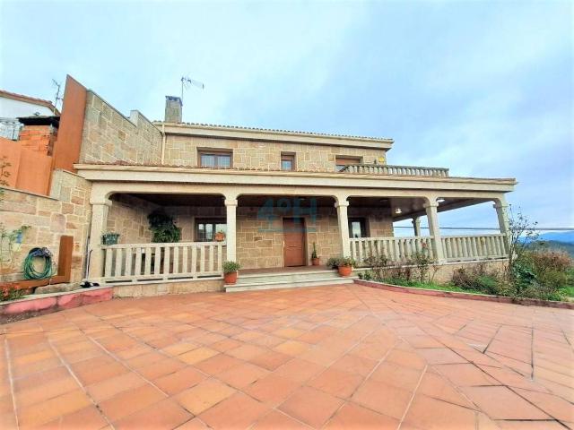 Villa en venta en Coles, Soutullo de Arriba
