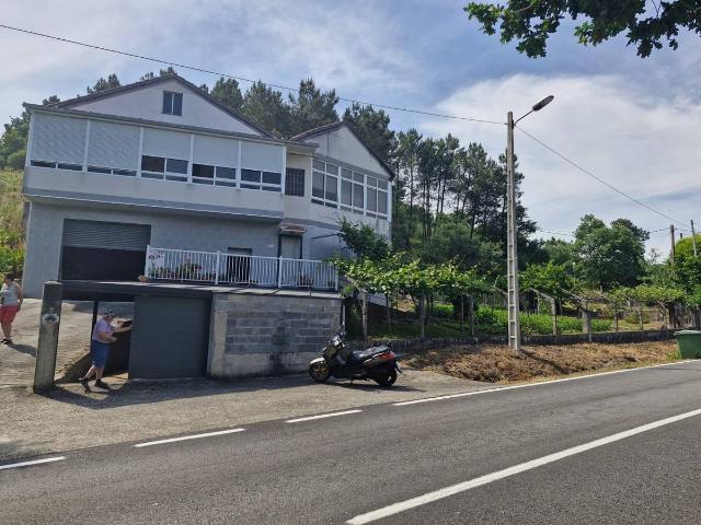 Chalet en venta en Coles, Ourense