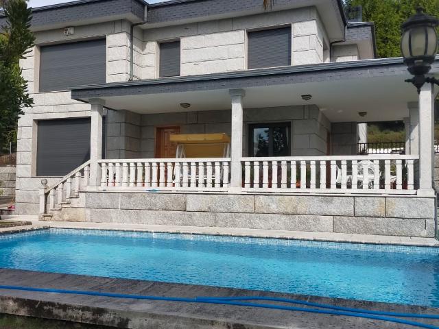 Villa en venta en Coles, Soutullo de Arriba