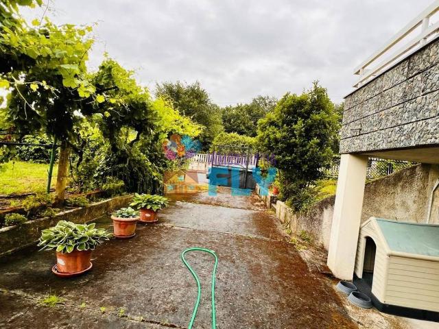 Villa en venta en Coles