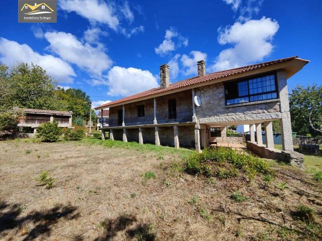 Chalet en venta en Coles, Ourense