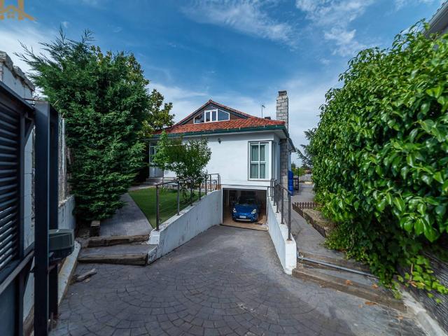 Chalet en venta en Collado Mediano, Madrid