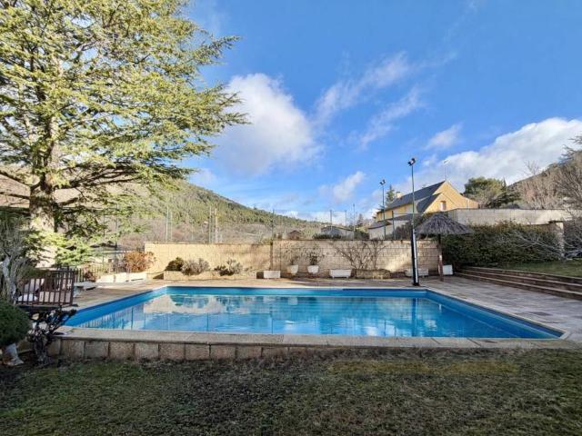 Chalet en venta en Collado Mediano, Madrid