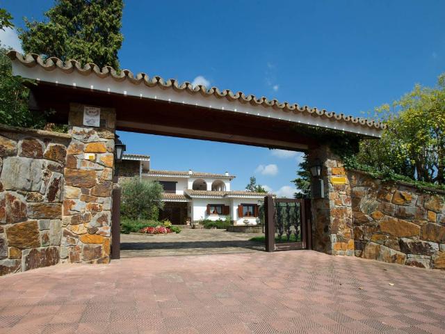 Villa en venta en Collbató